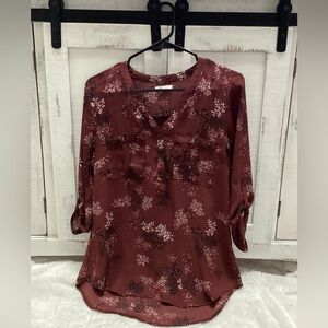 Maurices small 3/4 sleeve blouse